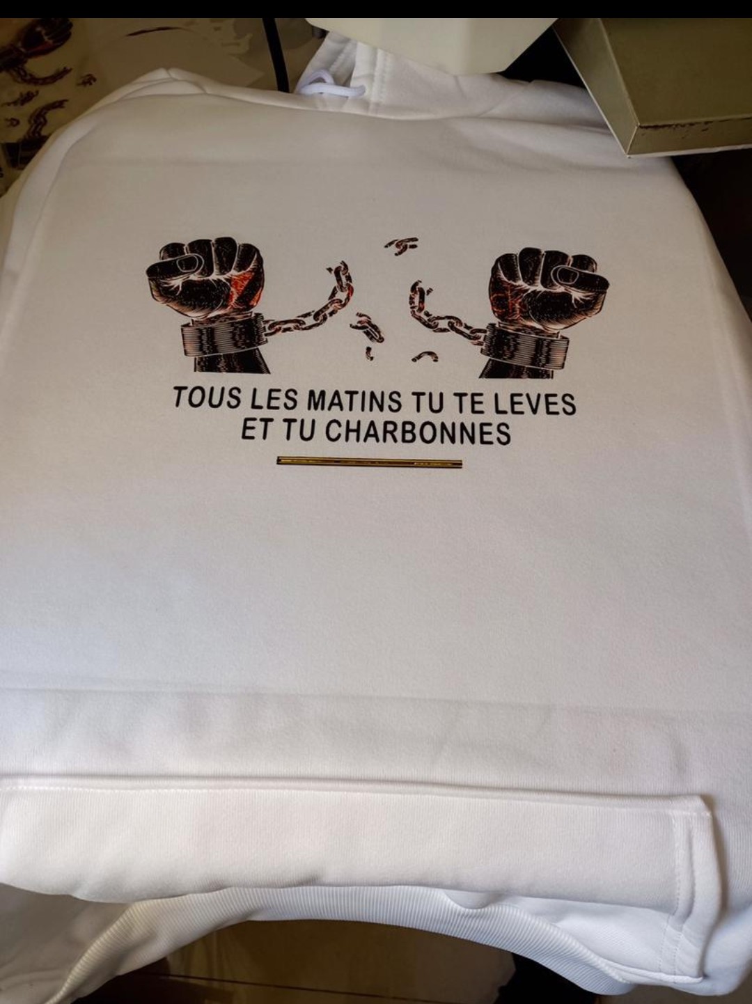 Hoodie jaune 2021